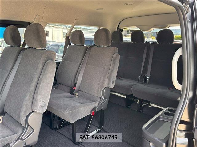 Toyota HIACE WAGON 2025-04 6815224-6