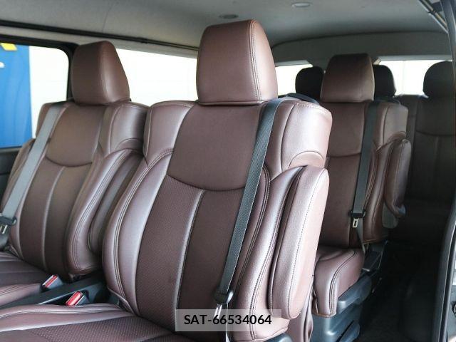 Toyota HIACE WAGON 2022-01 6815204-9