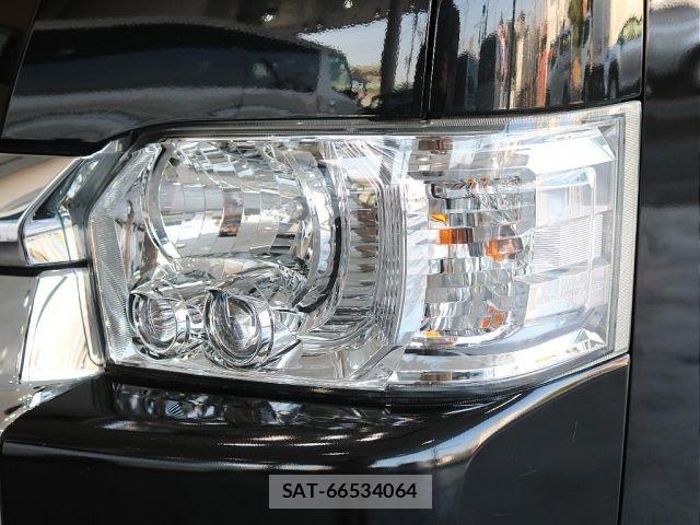 Toyota HIACE WAGON 2022-01 6815204-15