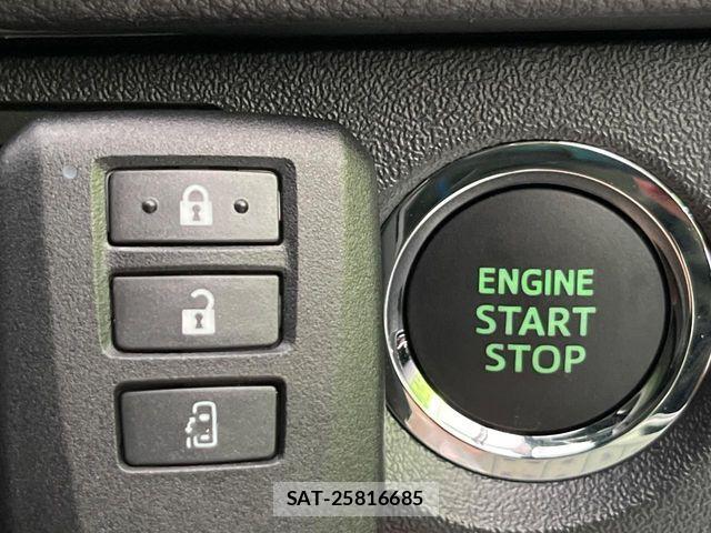 Toyota HIACE WAGON 2025-09 6815222-3