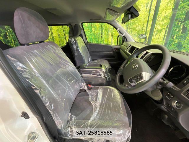 Toyota HIACE WAGON 2025-09 6815222-6