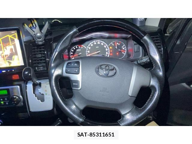 Toyota HIACE WAGON 2017-08 6906085-12