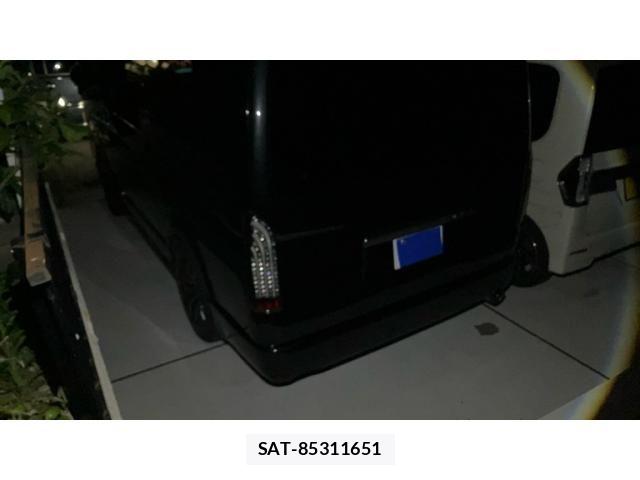 Toyota HIACE WAGON 2017-08 6906085-6