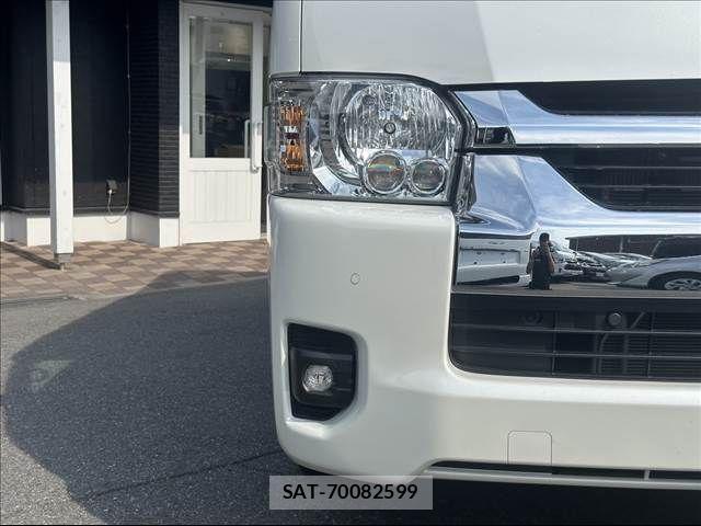 Toyota HIACE WAGON 2023-11 6906082-9