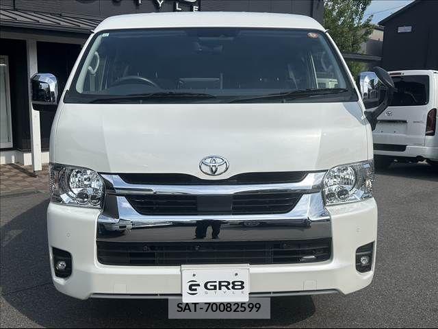 Toyota HIACE WAGON 2023-11 6906082-1