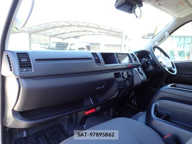Toyota HIACE WAGON 2019-03 6906091-20