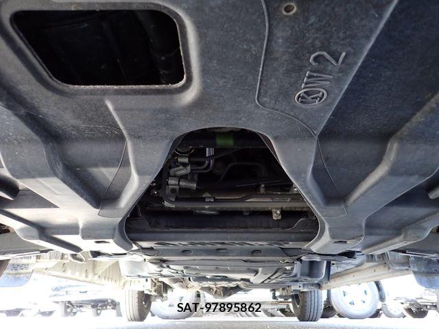Toyota HIACE WAGON 2019-03 6906091-27