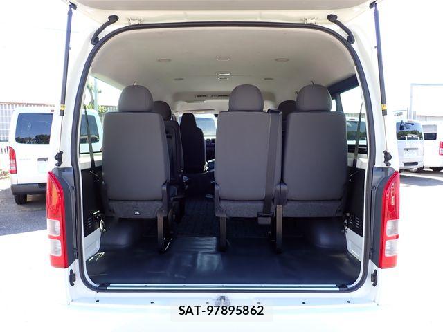 Toyota HIACE WAGON 2019-03 6906091-6