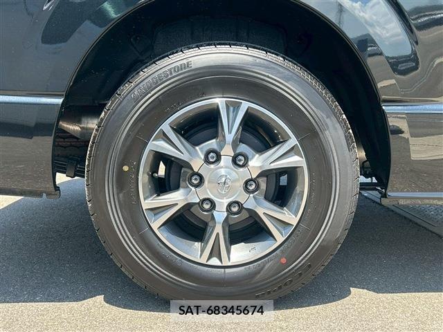 Toyota HIACE WAGON 2025-04 6906084-10