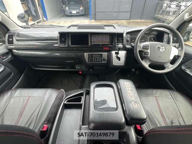 Toyota HIACE WAGON 2015-10 6994005-21