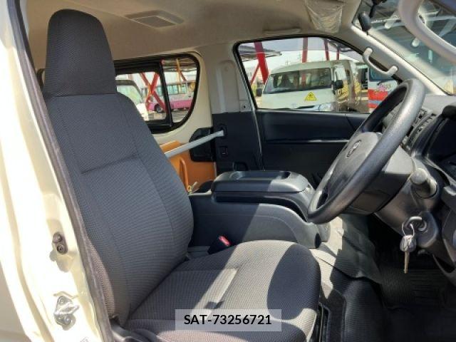 Toyota HIACE WAGON 2019-06 6994004-15