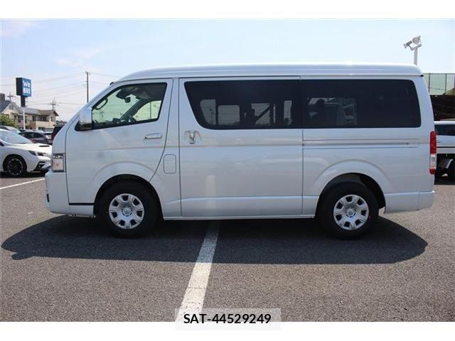 Toyota HIACE WAGON 2026-04 6994003-10