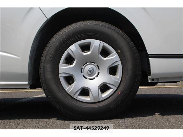 Toyota HIACE WAGON 2026-04 6994003-15