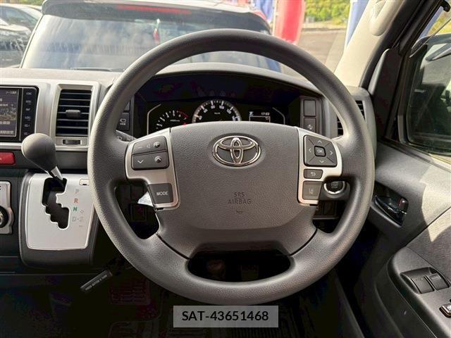 Toyota HIACE WAGON 2025-09 7058780-19