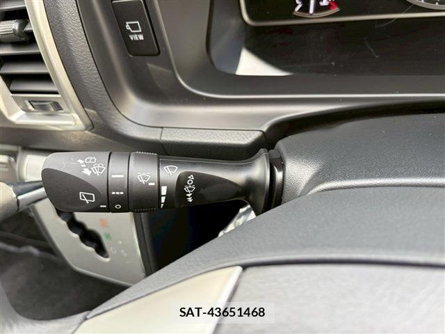 Toyota HIACE WAGON 2025-09 7058780-22