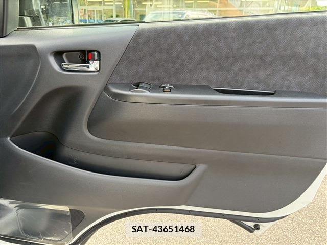 Toyota HIACE WAGON 2025-09 7058780-28