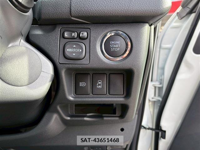 Toyota HIACE WAGON 2025-09 7058780-29
