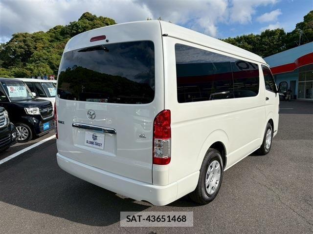 Toyota HIACE WAGON 2025-09 7058780-5