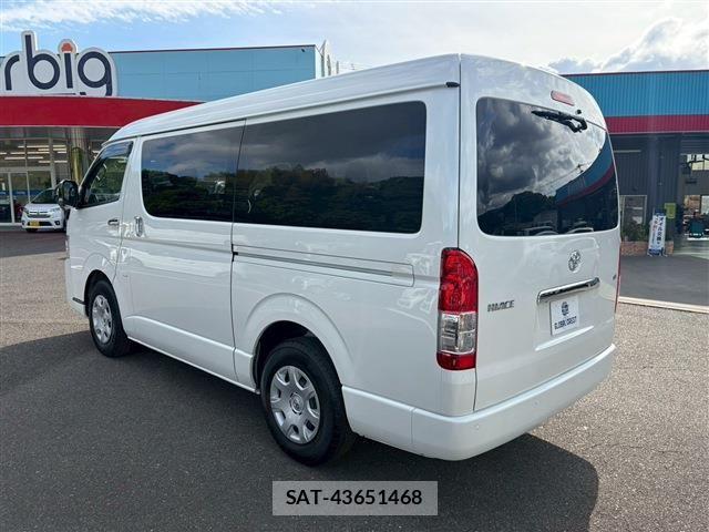 Toyota HIACE WAGON 2025-09 7058780-7