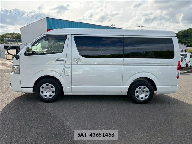 Toyota HIACE WAGON 2025-09 7058780-8