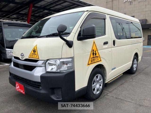 Toyota HIACE WAGON 2021-04 7058783-0