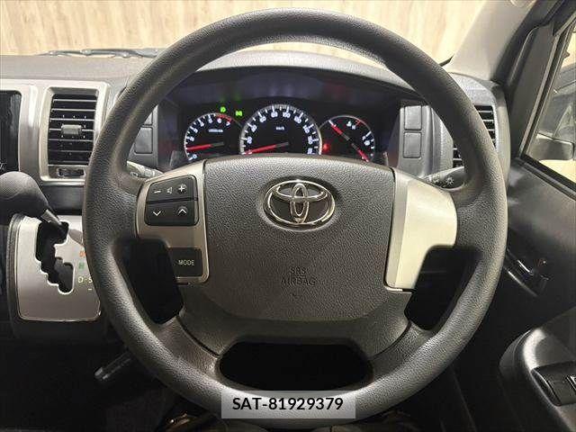 Toyota HIACE WAGON 2015-07 7058786-11
