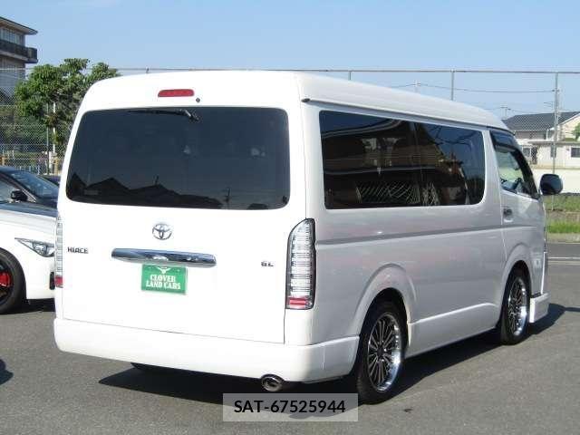 Toyota HIACE WAGON 2017-03 7058784-25