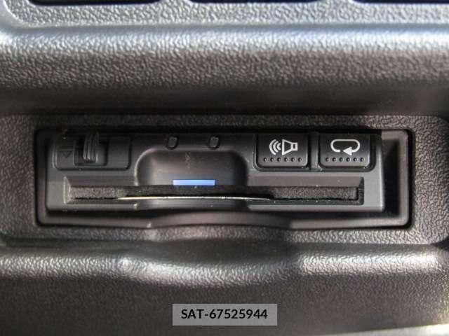 Toyota HIACE WAGON 2017-03 7058784-5