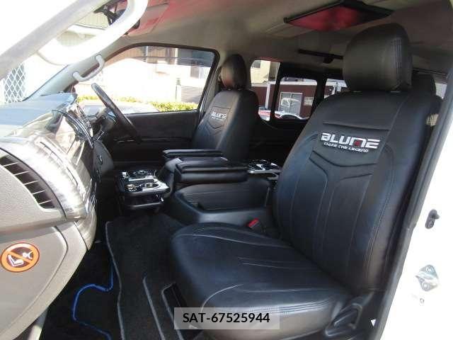 Toyota HIACE WAGON 2017-03 7058784-8