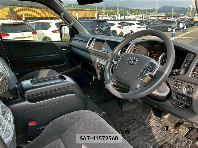 Toyota HIACE WAGON 2025-05 7058777-11