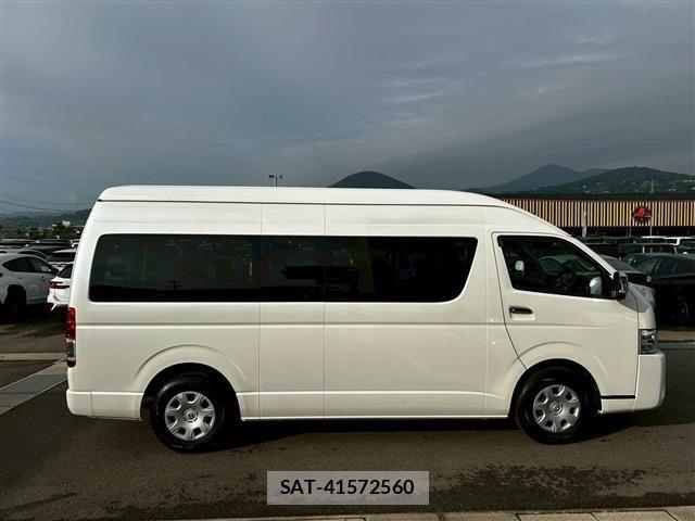 Toyota HIACE WAGON 2025-05 7058777-6