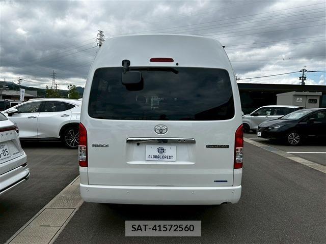 Toyota HIACE WAGON 2025-05 7058777-8