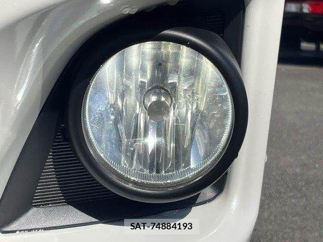 Toyota HIACE WAGON 2012-09 7219404-18