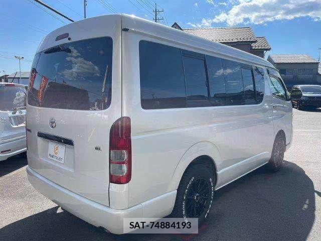 Toyota HIACE WAGON 2012-09 7219404-23