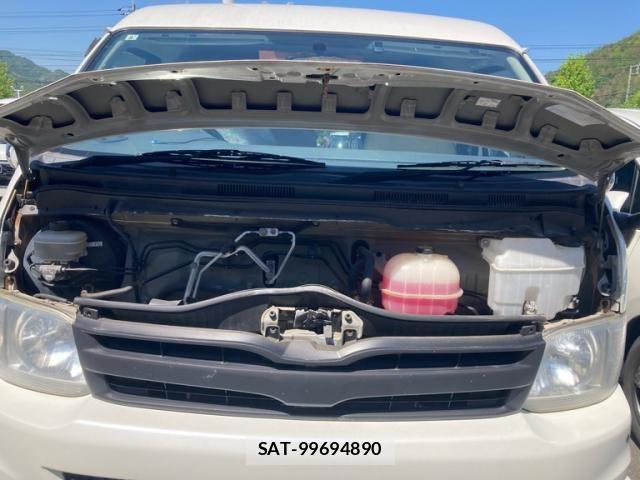 Toyota HIACE WAGON 2011-08 7219397-15