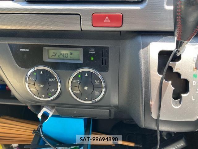 Toyota HIACE WAGON 2011-08 7219397-20