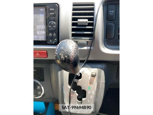 Toyota HIACE WAGON 2011-08 7219397-21