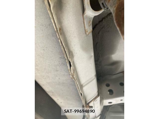 Toyota HIACE WAGON 2011-08 7219397-8