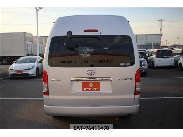 Toyota HIACE WAGON 2017-04 7219408-10