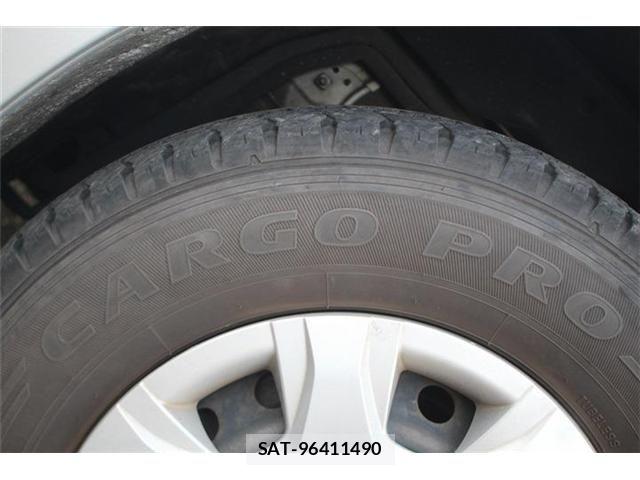 Toyota HIACE WAGON 2017-04 7219408-18