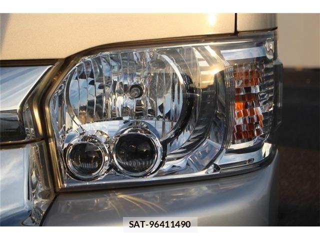 Toyota HIACE WAGON 2017-04 7219408-22