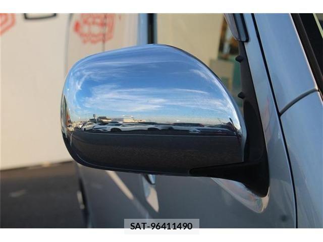 Toyota HIACE WAGON 2017-04 7219408-25