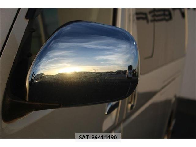 Toyota HIACE WAGON 2017-04 7219408-26