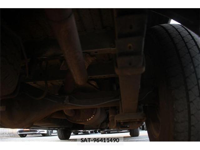 Toyota HIACE WAGON 2017-04 7219408-27