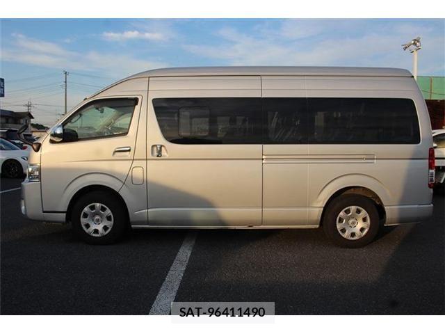 Toyota HIACE WAGON 2017-04 7219408-8