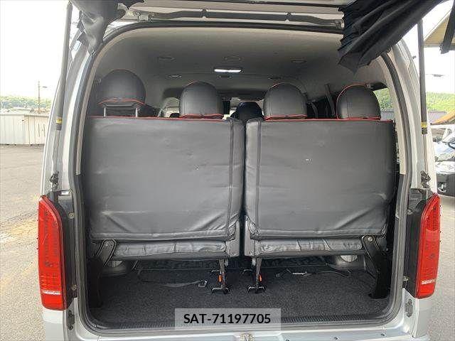 Toyota HIACE WAGON 2012-12 7219402-9