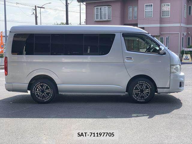 Toyota HIACE WAGON 2012-12 7219402-16