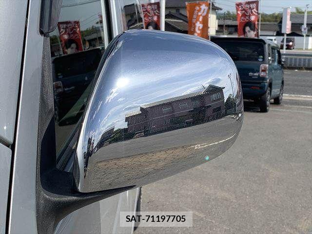 Toyota HIACE WAGON 2012-12 7219402-26