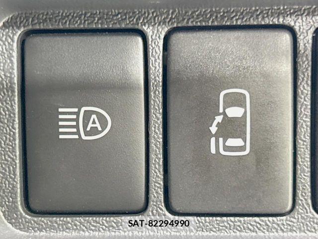 Toyota HIACE WAGON 2023-10 7219413-6
