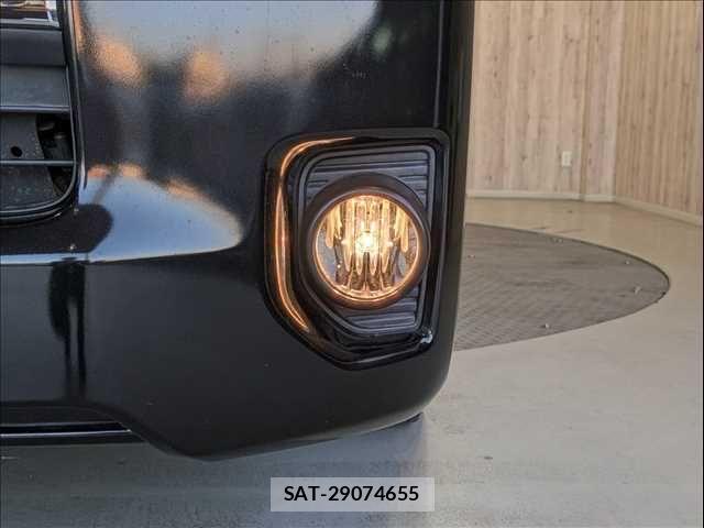 Toyota HIACE WAGON 2018-03 7219411-13